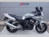 YAMAHA FZS 600 FAZER
