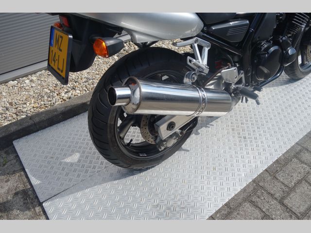 yamaha - fzs-600-fazer