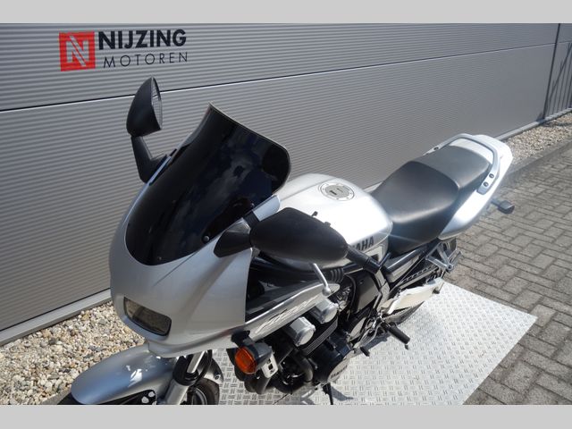 yamaha - fzs-600-fazer