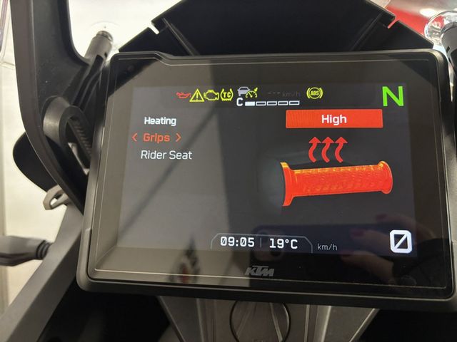 ktm - 1290-super-adventure-s