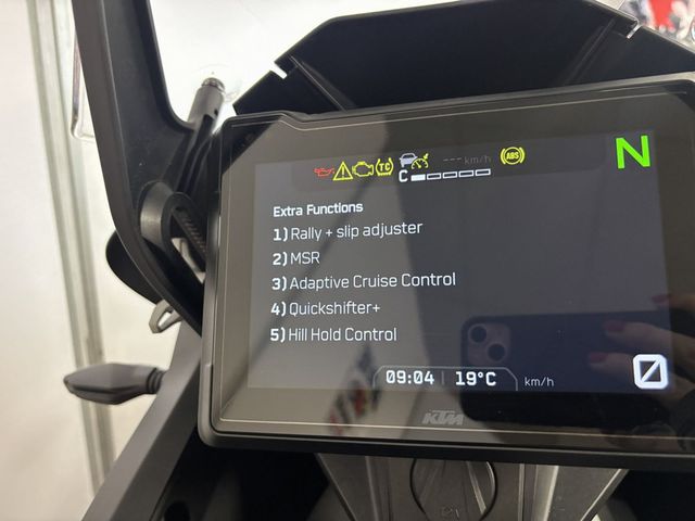 ktm - 1290-super-adventure-s