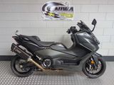 YAMAHA TMAX 560