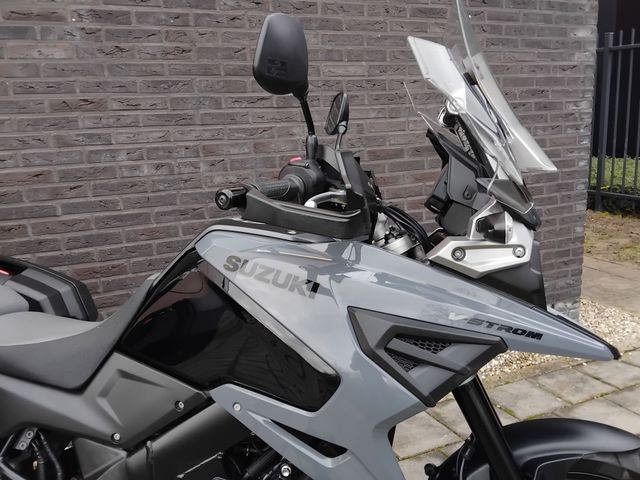 suzuki - v-strom-1050-a