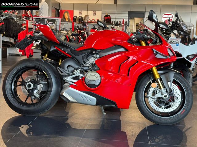 ducati - panigale-v4-s