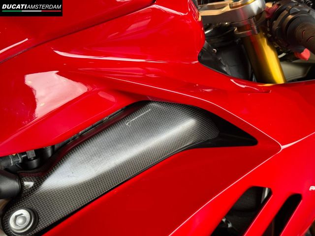 ducati - panigale-v4-s