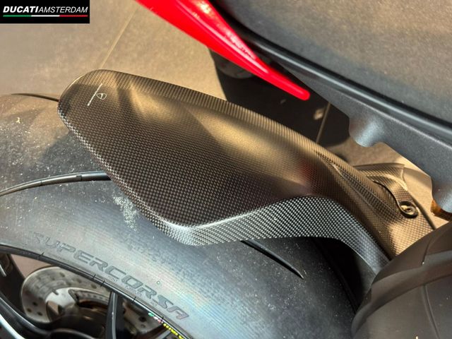 ducati - panigale-v4-s