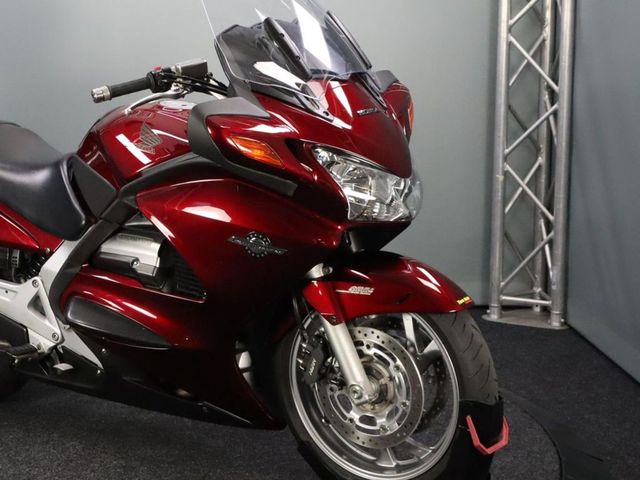 honda - st-1300-pan-european-abs