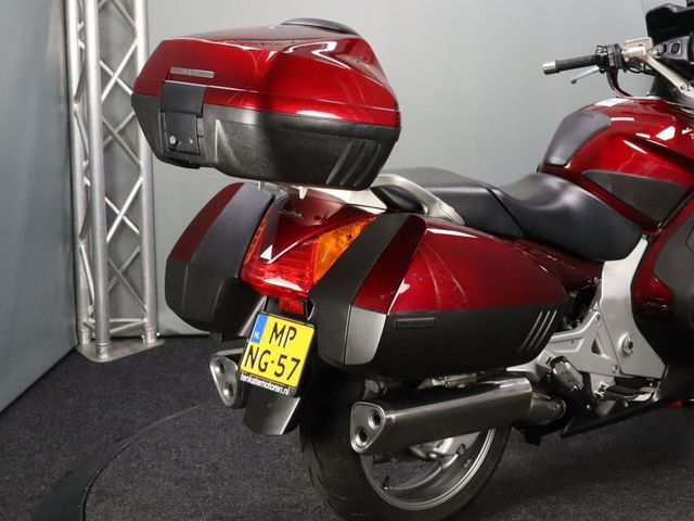 honda - st-1300-pan-european-abs