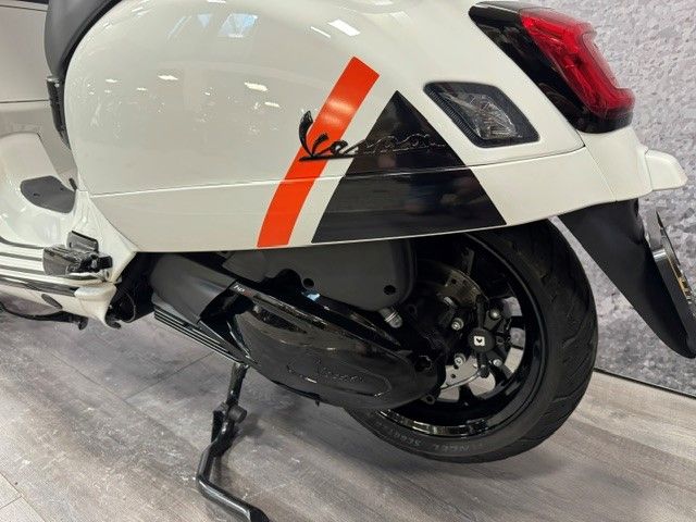 vespa - gts-300-super-sport