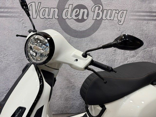 vespa - gts-300-super-sport