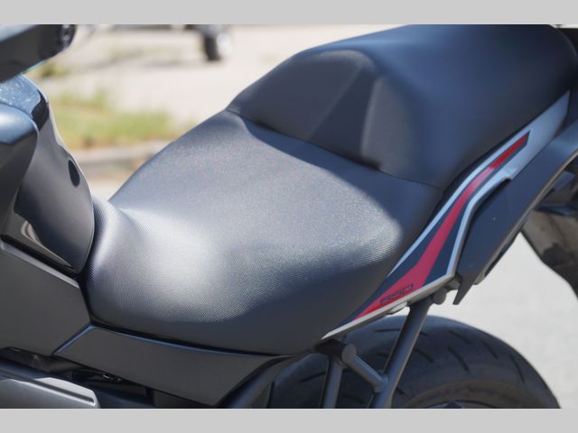 kawasaki - versys-650-abs-tourer