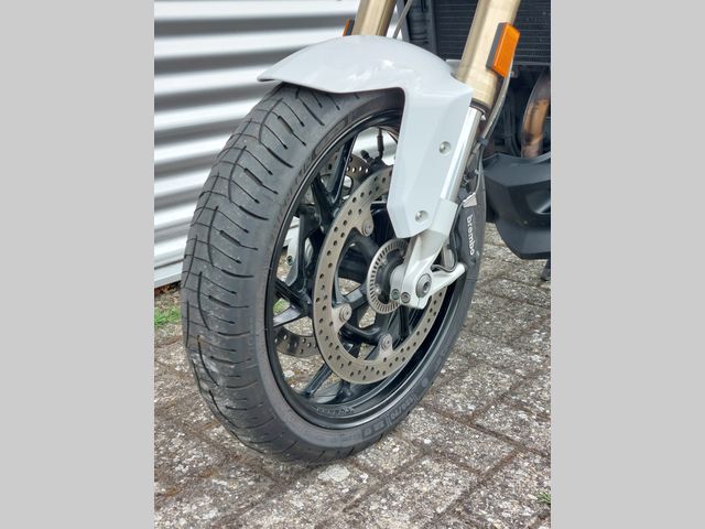 bmw - f-800-r