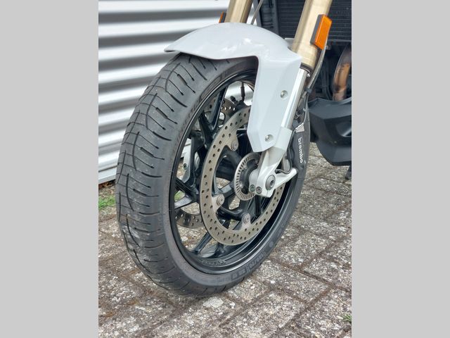 bmw - f-800-r