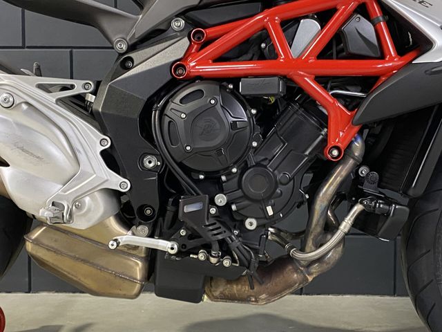 mv-agusta - brutale-800