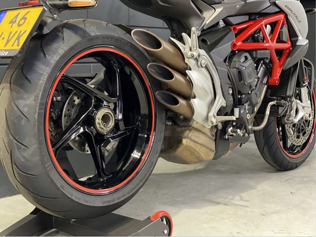 mv-agusta - brutale-800
