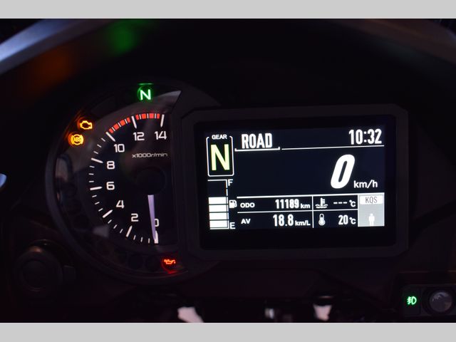 kawasaki - versys-1000-se-grand-tourer