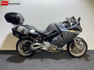BMW F 800 ST – foto 3