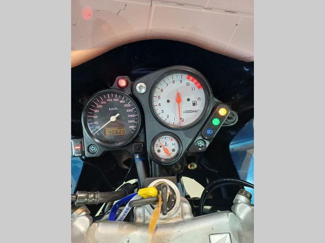 honda - vtr-1000-f-firestorm