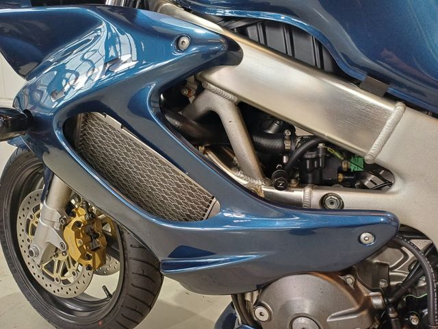 honda - vtr-1000-f-firestorm