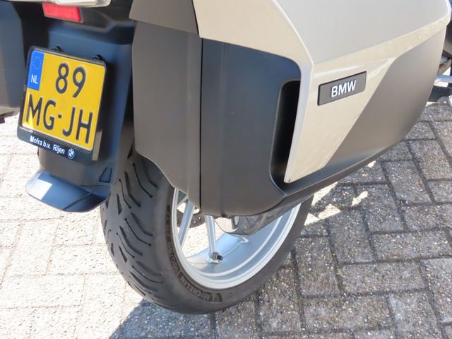 bmw - r-1200-rt