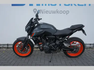 YAMAHA MT 07 ABS – foto 3