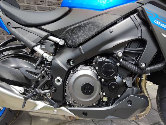 suzuki - gsx-s-1000