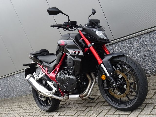 honda - cb-750-hornet