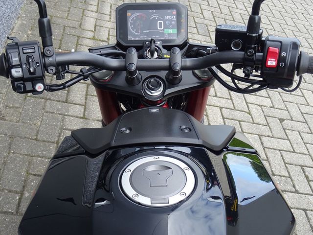 honda - cb-750-hornet