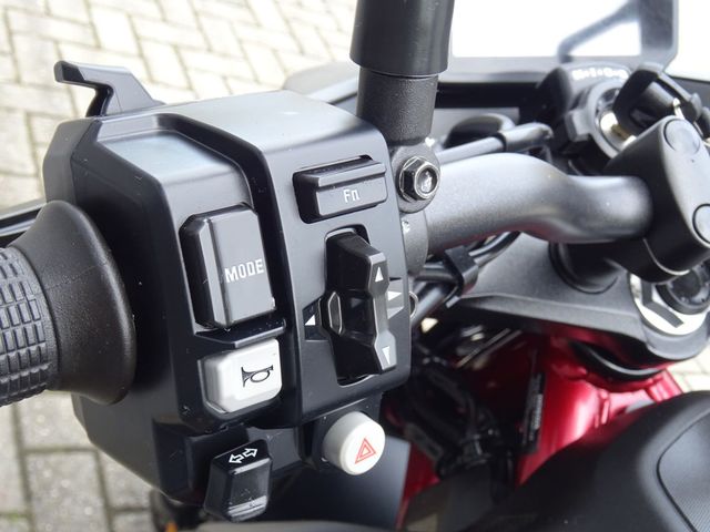 honda - cb-750-hornet