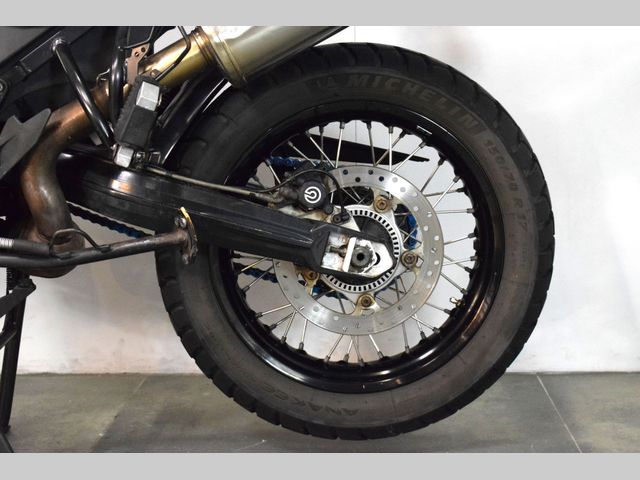 bmw - f-800-gs