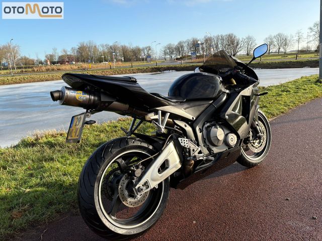 honda - cbr-600-rr