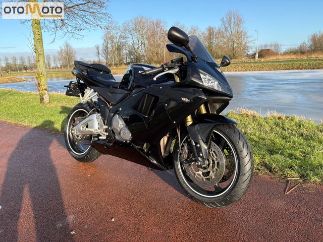 honda - cbr-600-rr