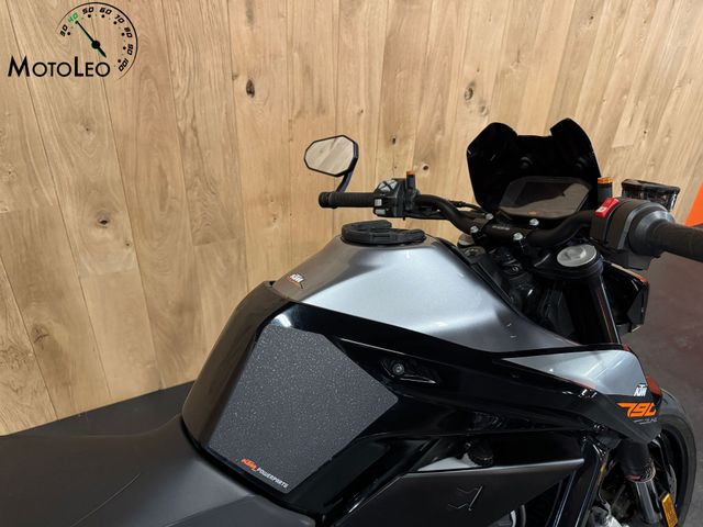 ktm - 790-duke