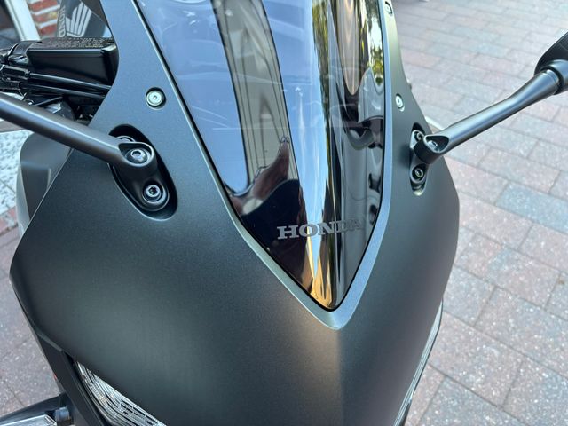honda - cbr-650-r