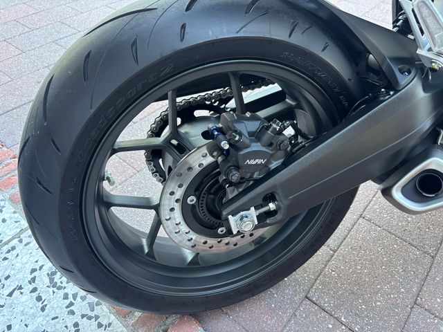honda - cbr-650-r