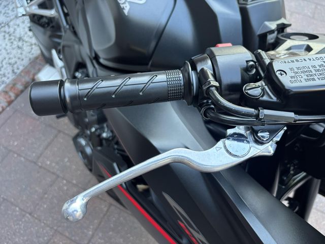 honda - cbr-650-r