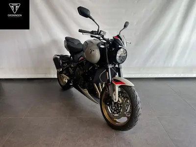 TRIUMPH TRIDENT 900 – foto 2