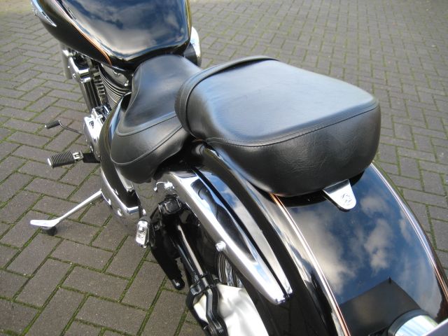suzuki - vl-800-volusia