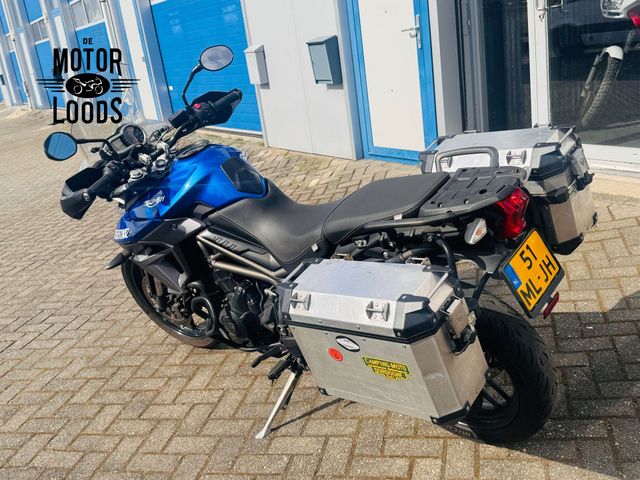 triumph - tiger-800-xrx