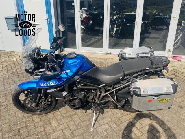 triumph - tiger-800-xrx