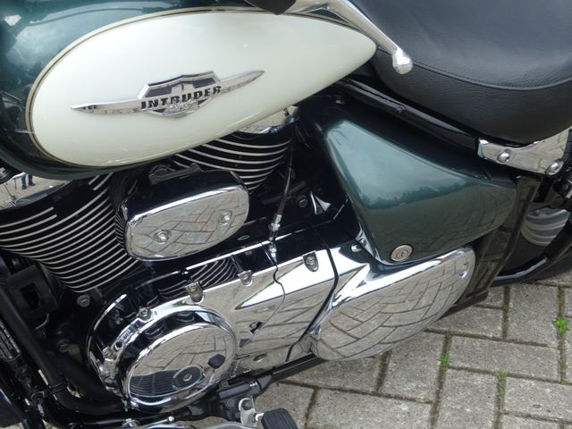 suzuki - vl-800-volusia