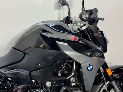 BMW F 900 R – foto 4