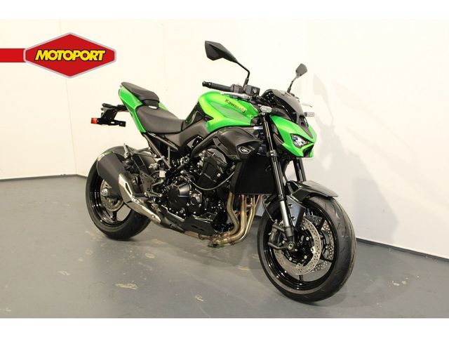 kawasaki - z900