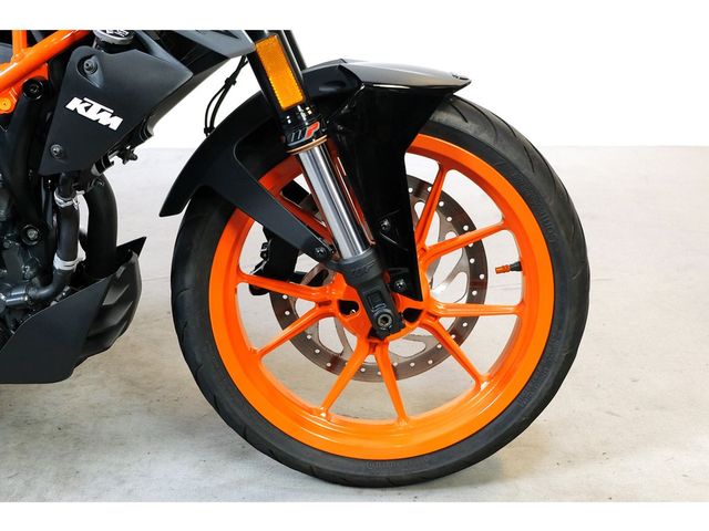 ktm - 390-duke