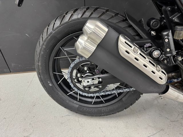 triumph - scrambler-400-xc