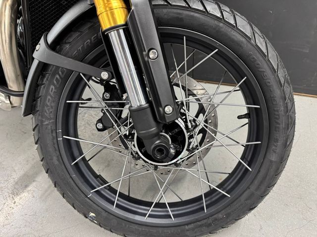 triumph - scrambler-400-xc