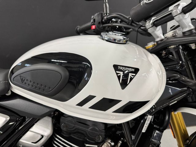 triumph - scrambler-400-xc