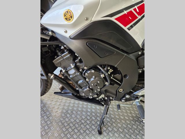 yamaha - fz-8-50th-anniversary