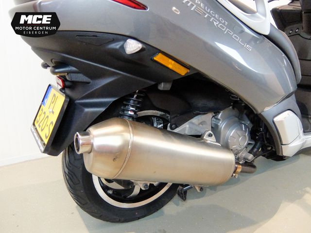 peugeot - metropolis-400