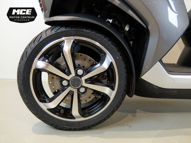 peugeot - metropolis-400